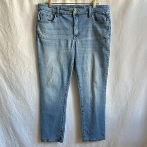 St. John’s Bay straight leg blue jeans, size 16P